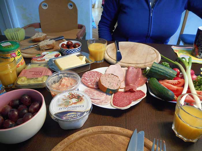 効率重視のドイツ人｜朝食は毎日同じ・食事はワンプレート・手料理は少しだけ