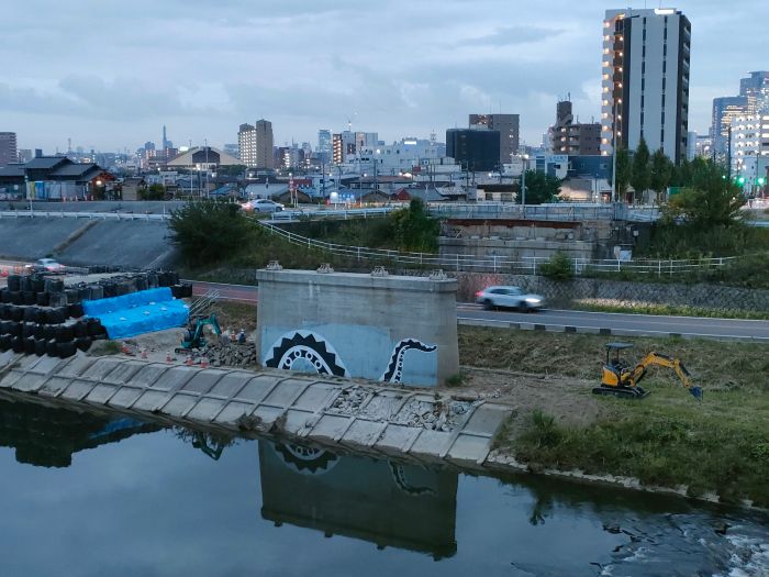 名古屋の蛸足グラフィティ